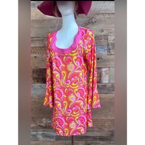 Dreamgirl Retro Psychedelic Mod Swirl Bell Sleeve Tunic Pink Orange Yellow 1X/2X